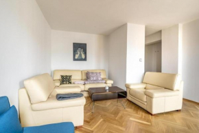 Golden Apartments - City Center - Twar44